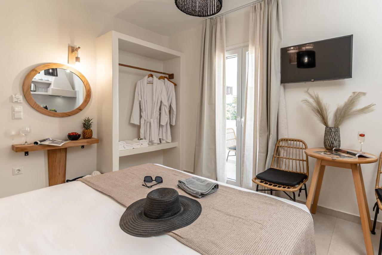 Heavenly Suites & Studios Naxos City Екстериор снимка