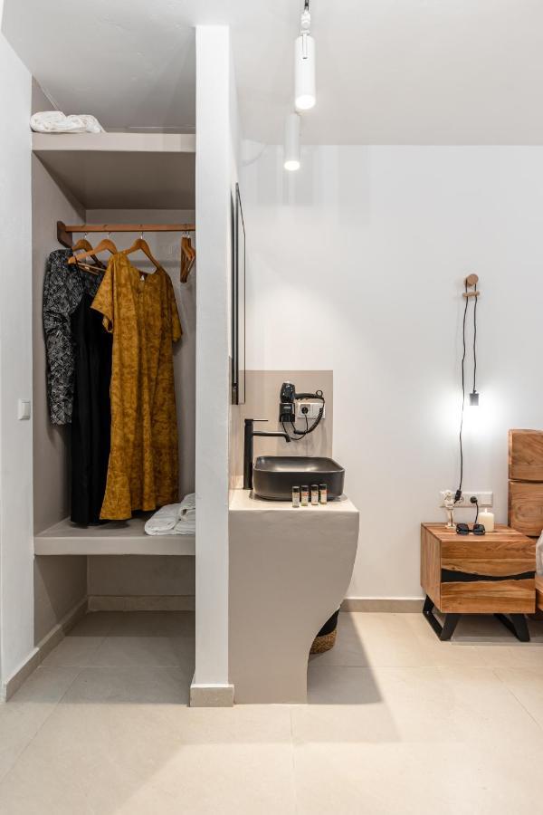 Heavenly Suites & Studios Naxos City Екстериор снимка
